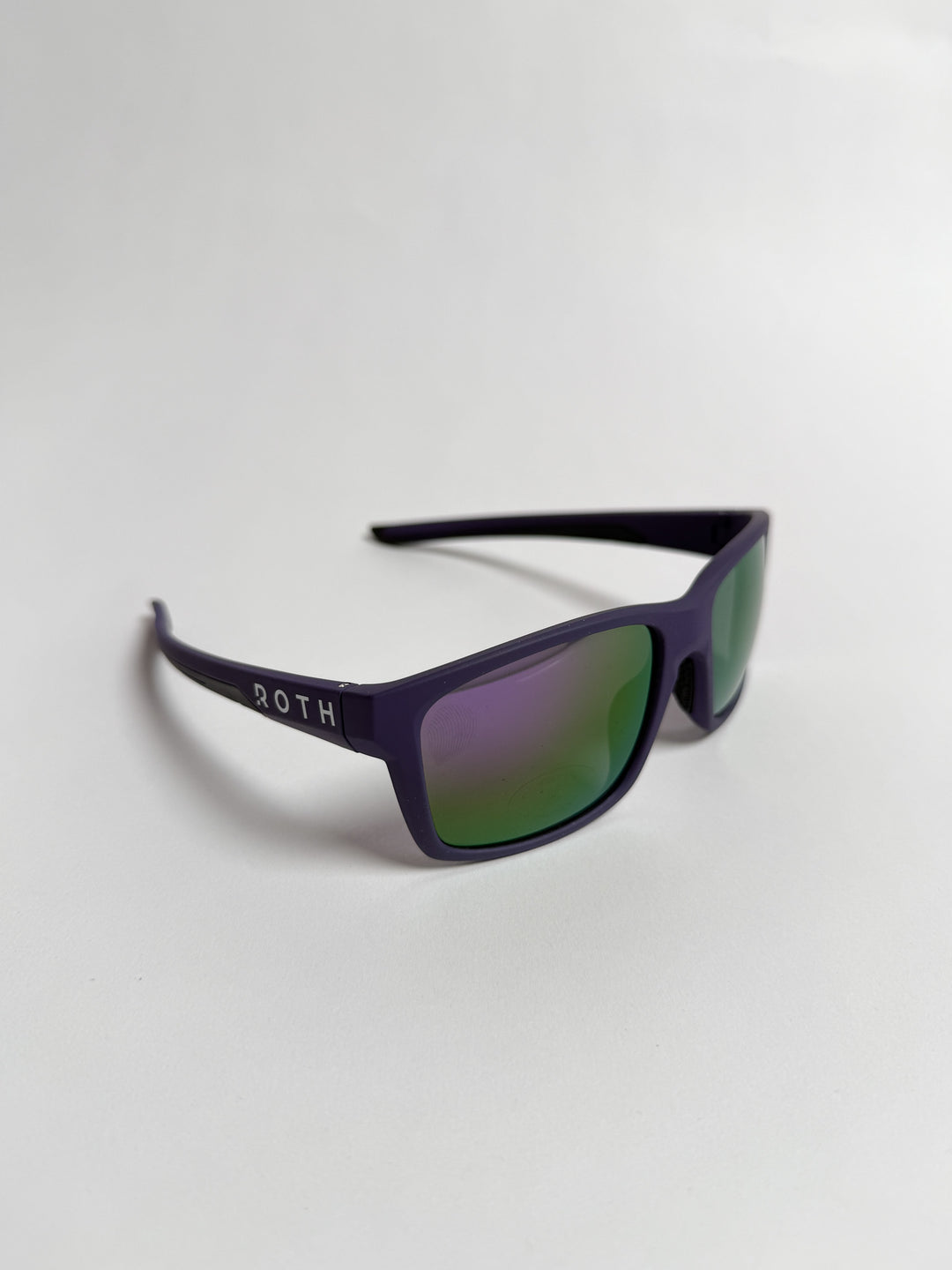 Sonnenbrille lila