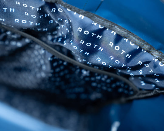 Cádomotus x ROTH Rolltop Rucksack - navy blue