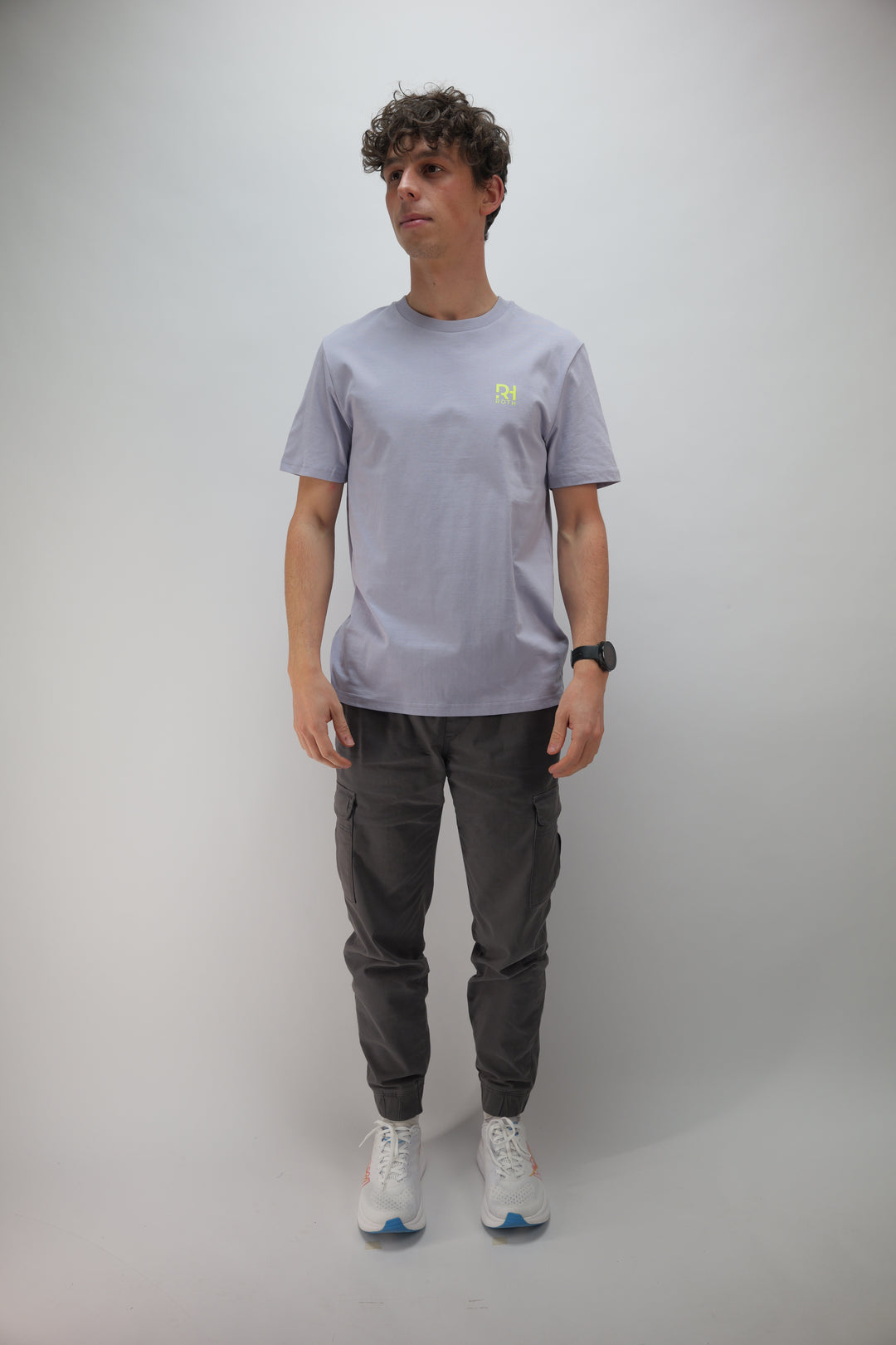 Unisex Casual T-Shirt ROTH Color Line Flieder - Klassischer Look mit dem ROTH Aufdruck