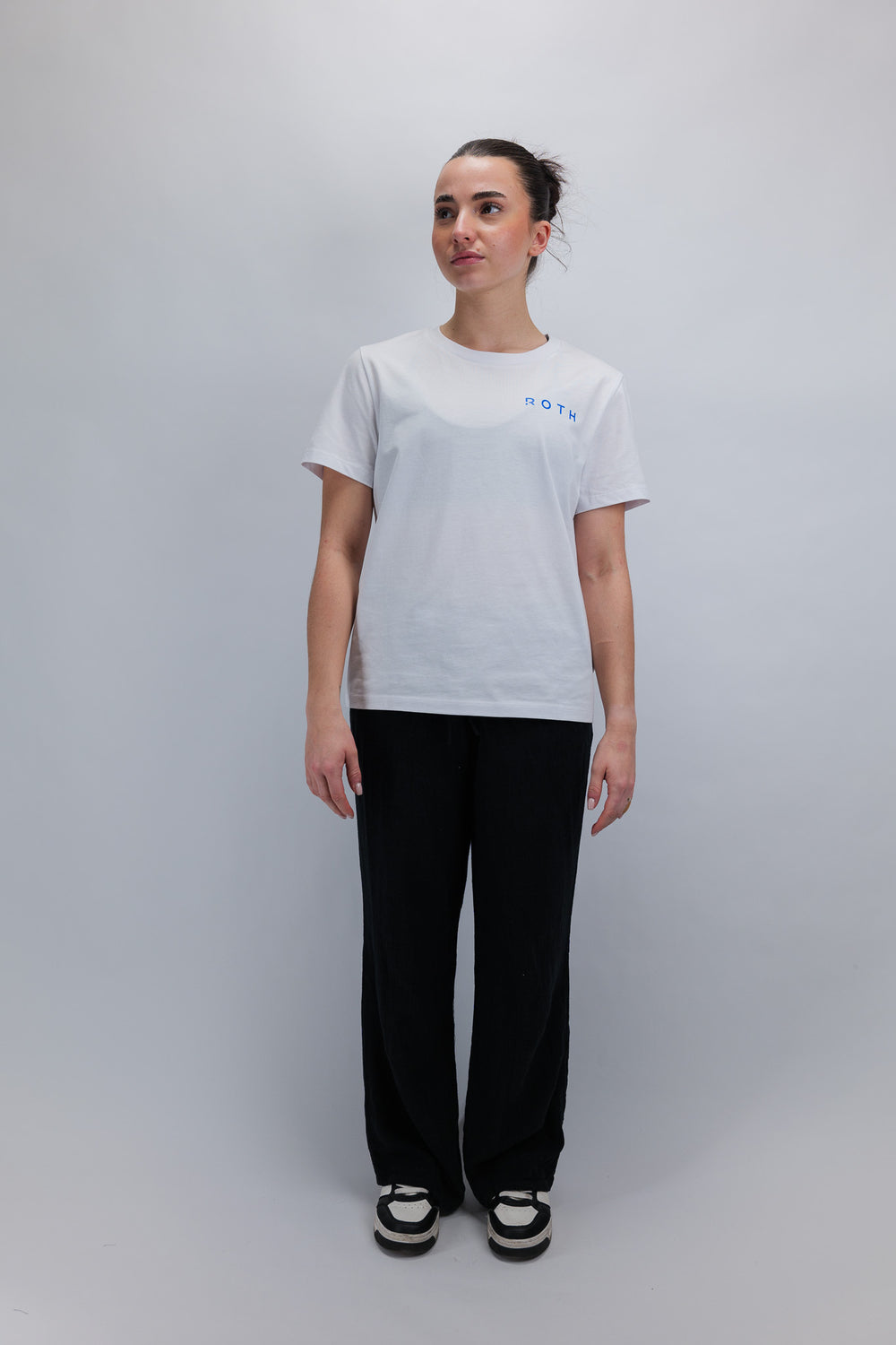 T-Shirt weiß Roth Schriftzug blau