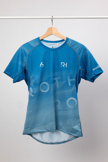 Surpas x ROTH Pace Shirt Unisex C26 blau