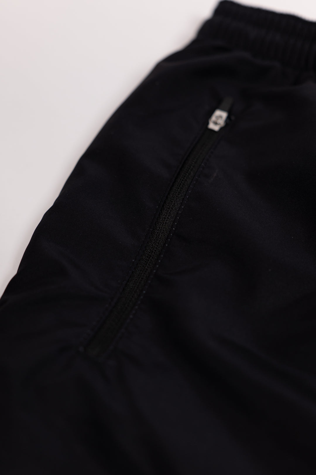 Surpas x ROTH Trainingshose 3.0 Unisex 2026