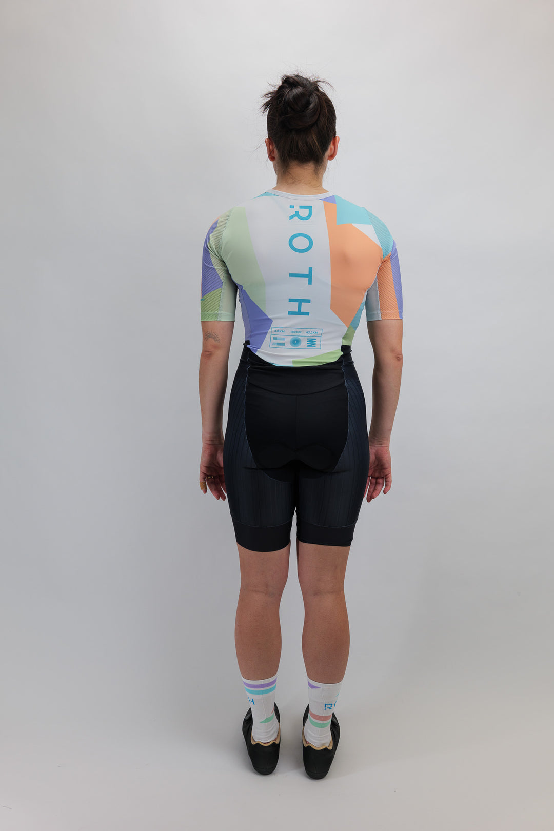 Surpas Aero 4.0 Tri Speedsuit United by Passion bunt Roth Schriftzug